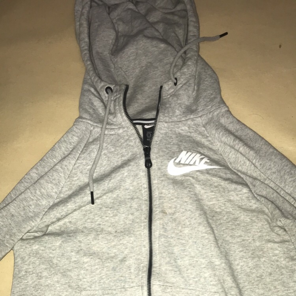 Jackets - Picture 3 of 3